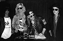 GunsNRoses.gif (31032 bytes)